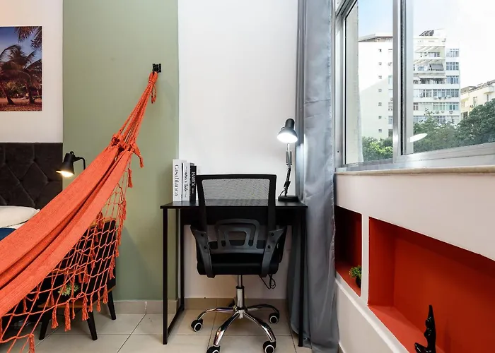 Trabalho E Lazer Em Copacabana | Nsc 1085/301