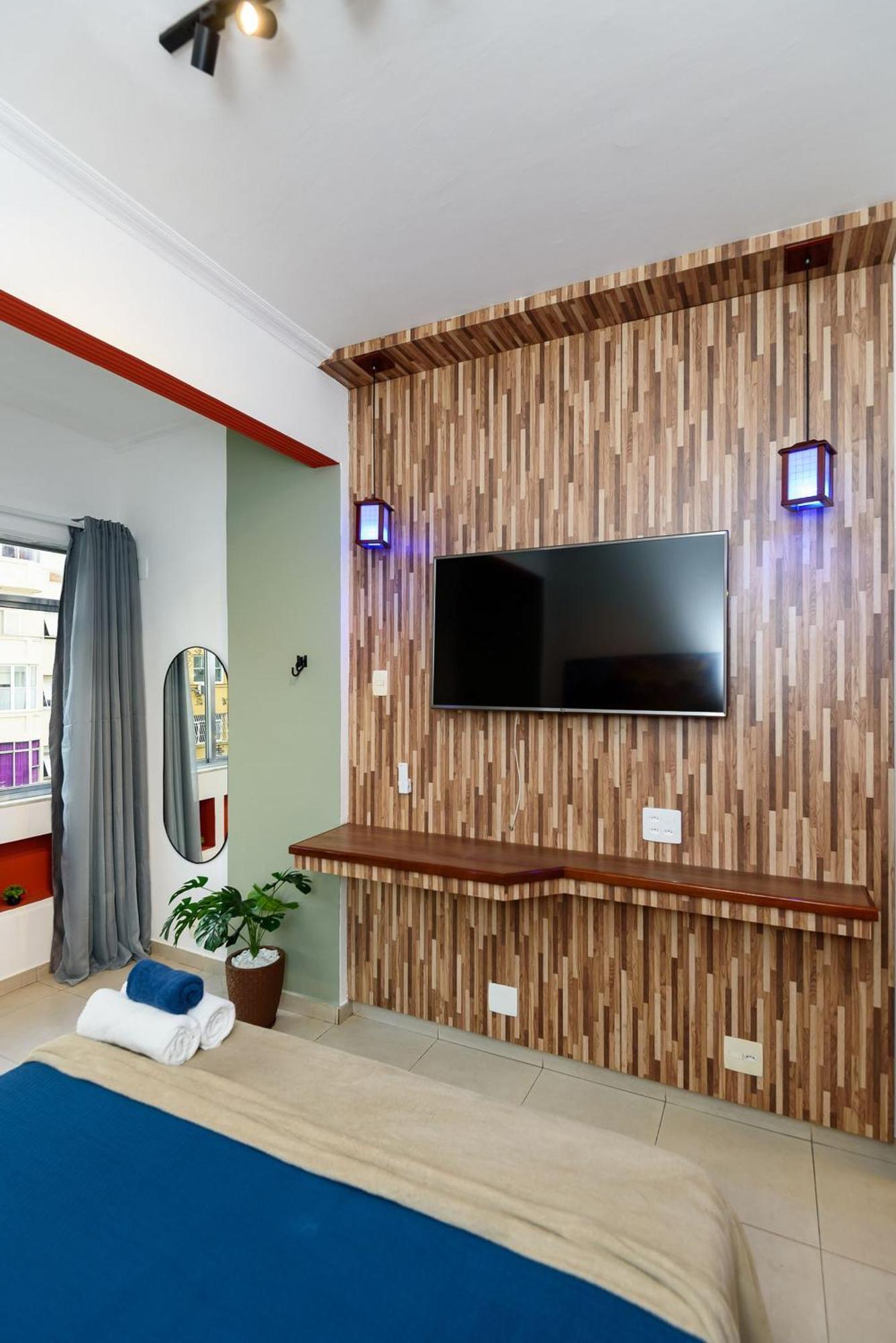 Apartamento Trabalho E Lazer Em Copacabana | Nsc 1085/301